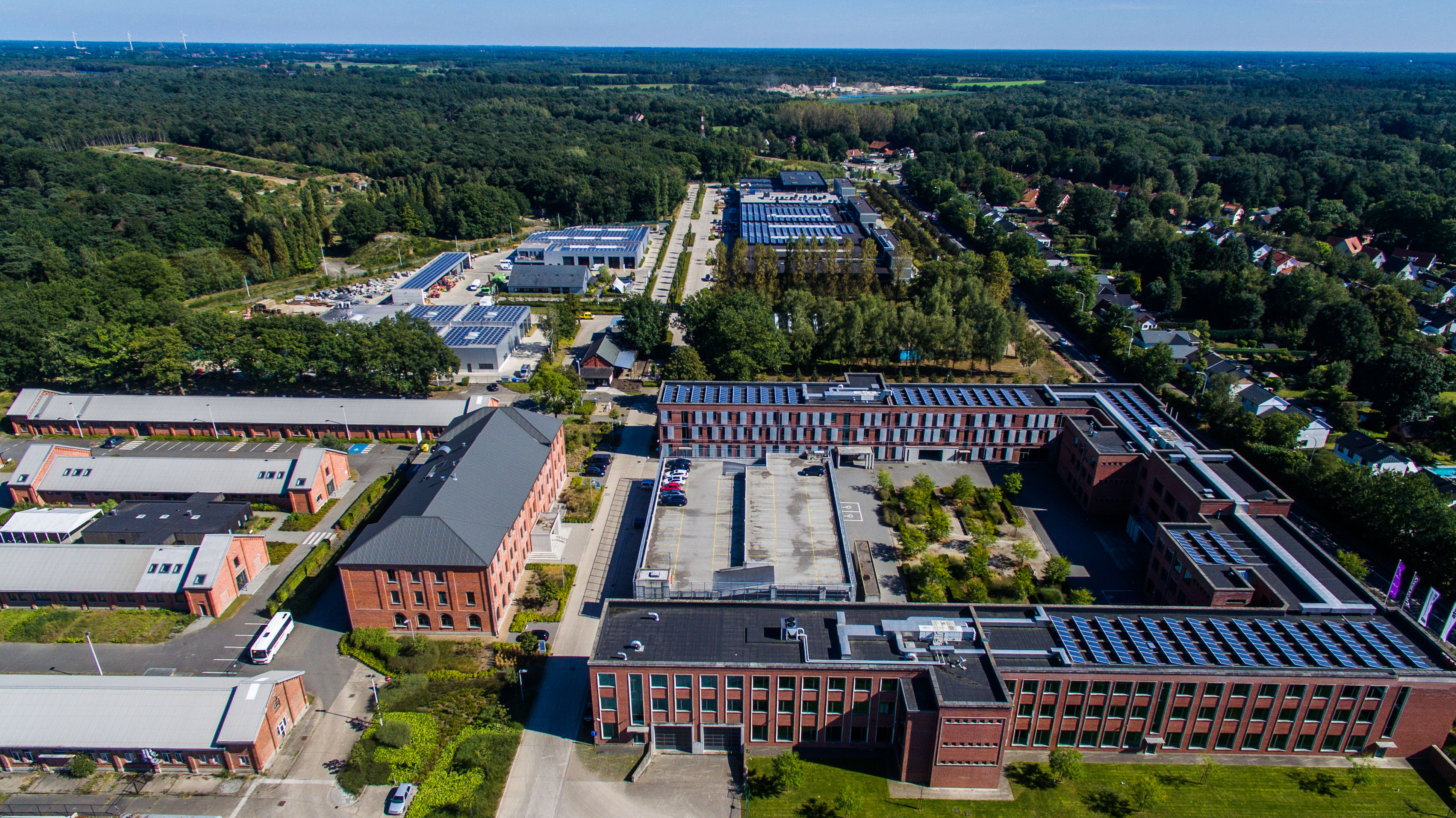 Campus Luitenant Coppens vanuit de lucht.