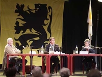 MANIFEST voor een zelfstandig Vlaanderen in Europa : debat